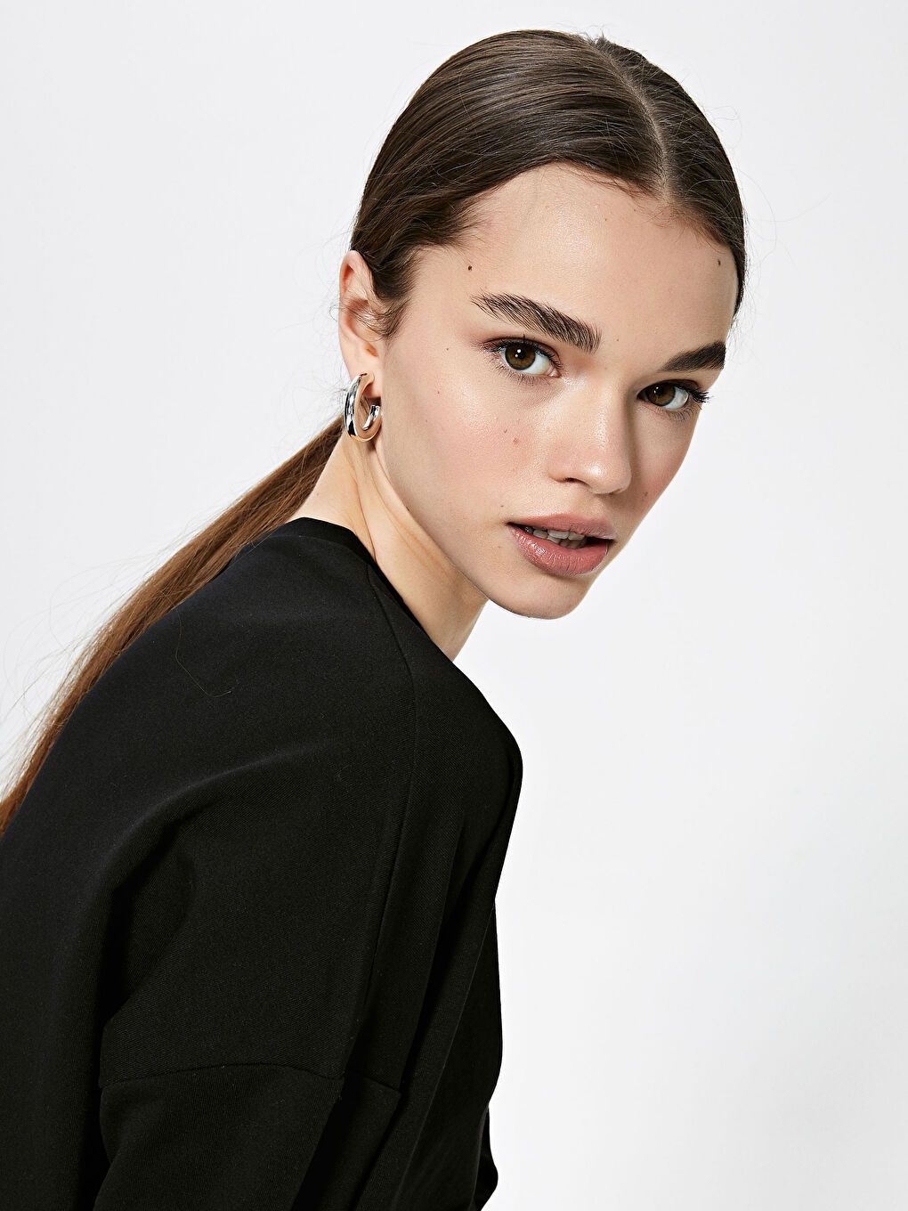 Siyah Bisiklet Yaka Düz Kısa Kollu Kadın Sweatshirt-8