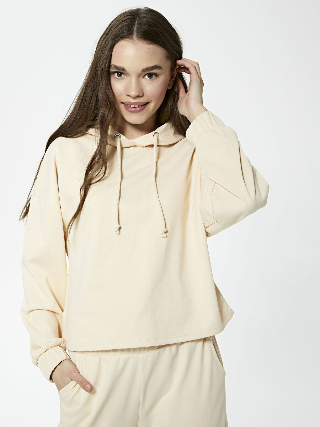 Однотонное худи-1