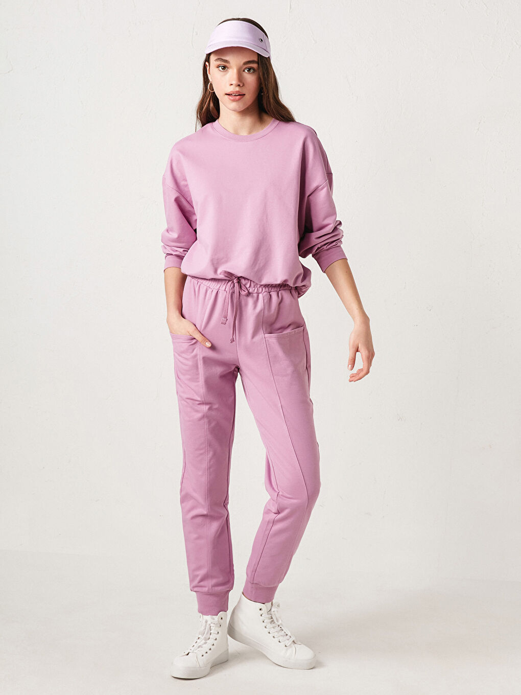 Женские спортивные штаны с эластичным поясом