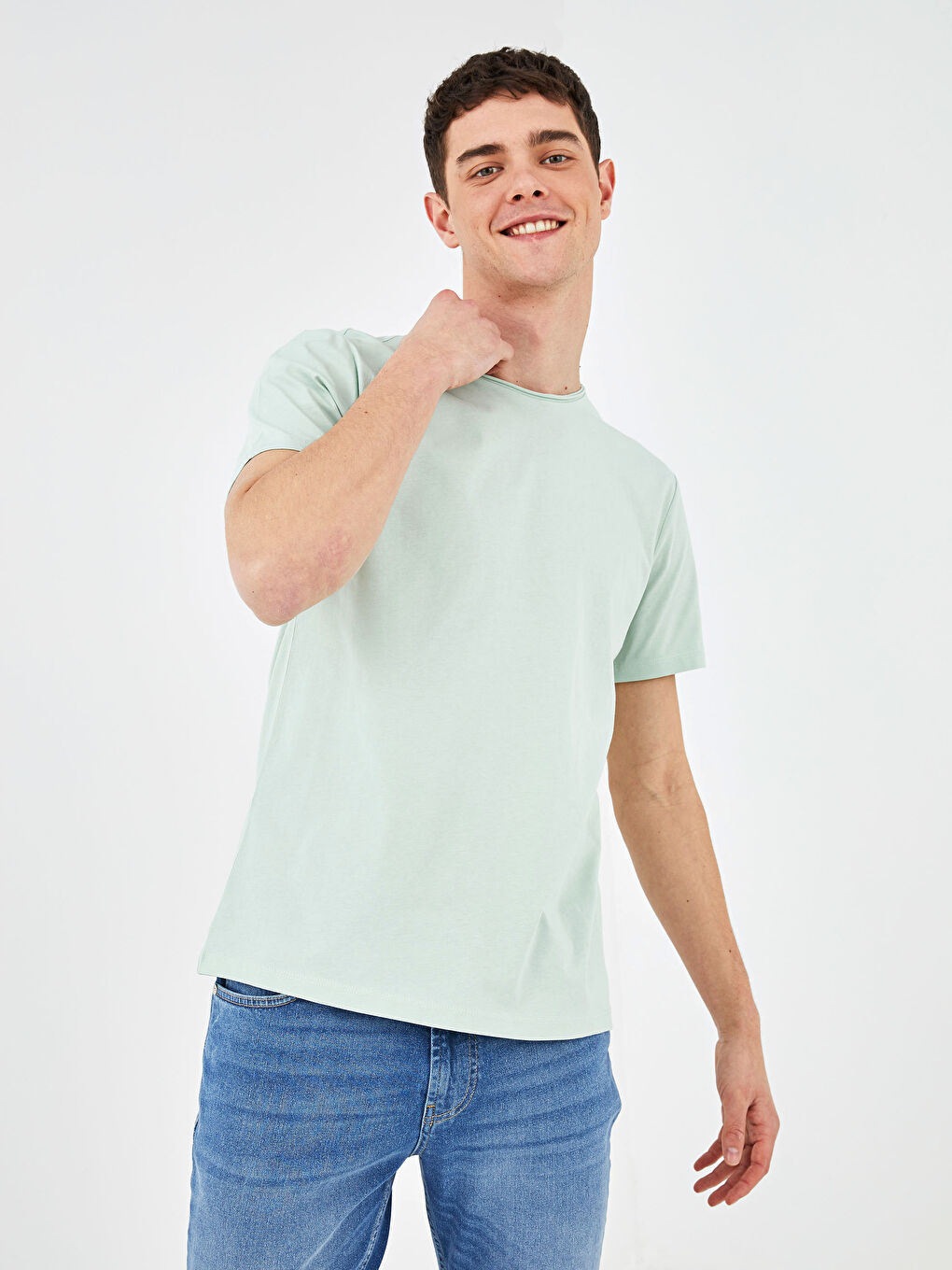 Yeşil Bisiklet Yaka Kısa Kollu Basic Penye Erkek Tişört-5