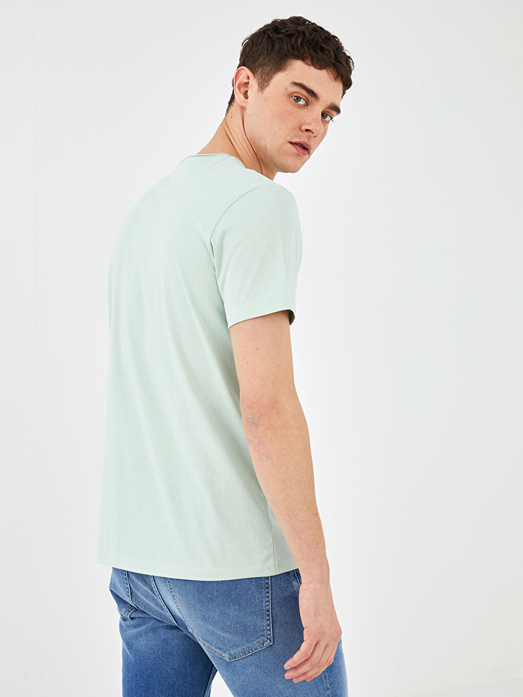 Yeşil Bisiklet Yaka Kısa Kollu Basic Penye Erkek Tişört-1