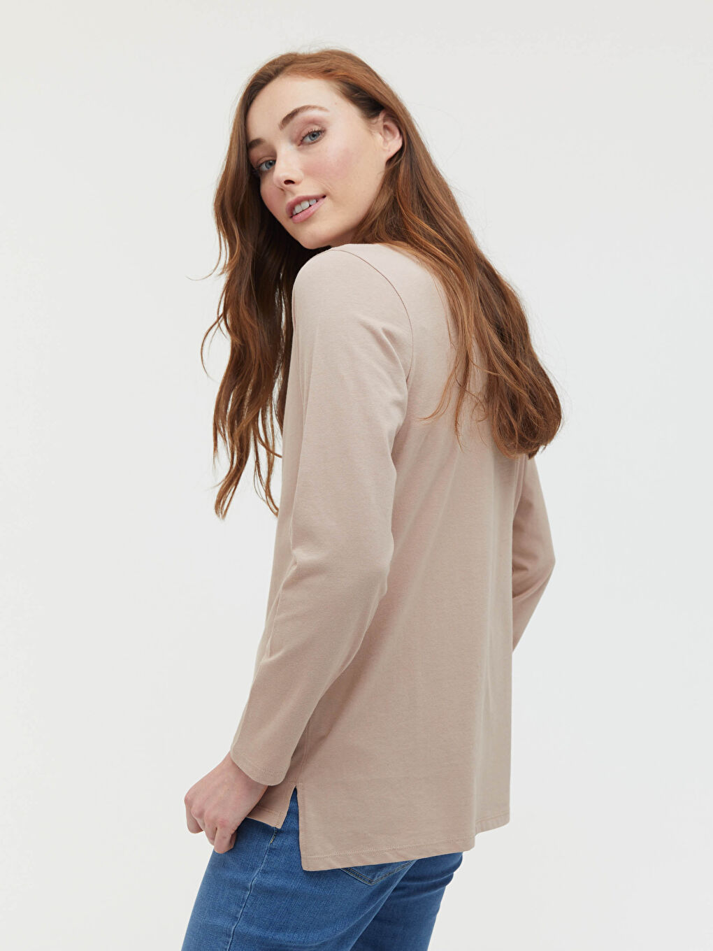 Bej V Yaka Basic Uzun Kollu Kadın Tişört-4