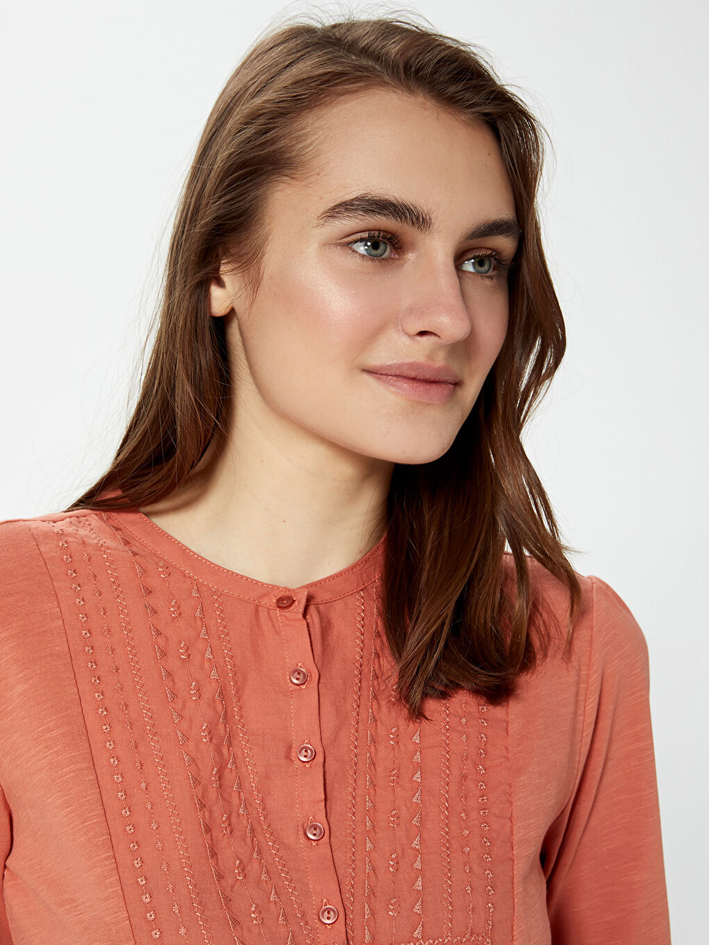 Crew Neck Button Detailed Embroidered Blouse-3