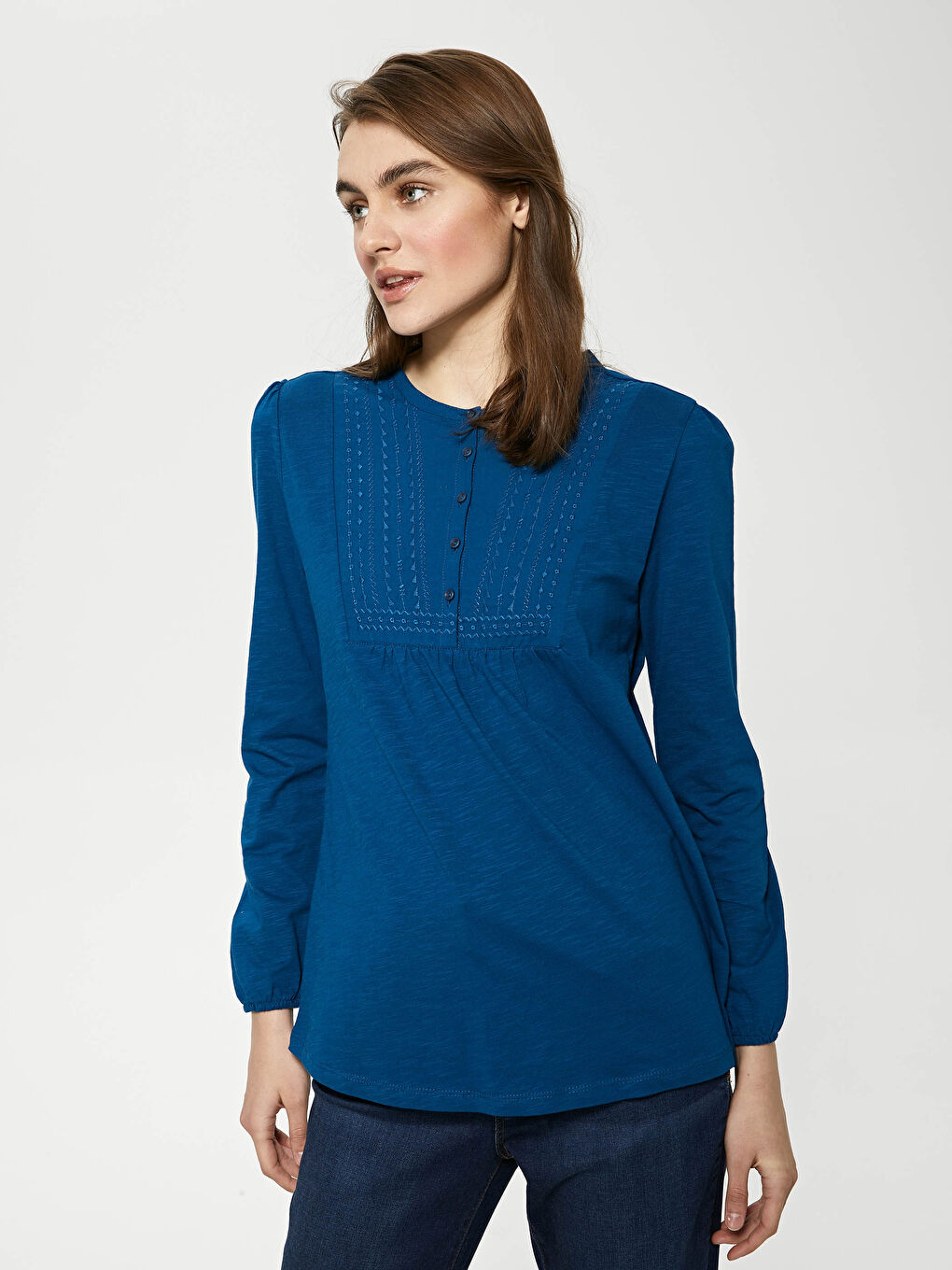 Petrol Bisiklet Yaka Düğme Detaylı Nakışlı Bluz
