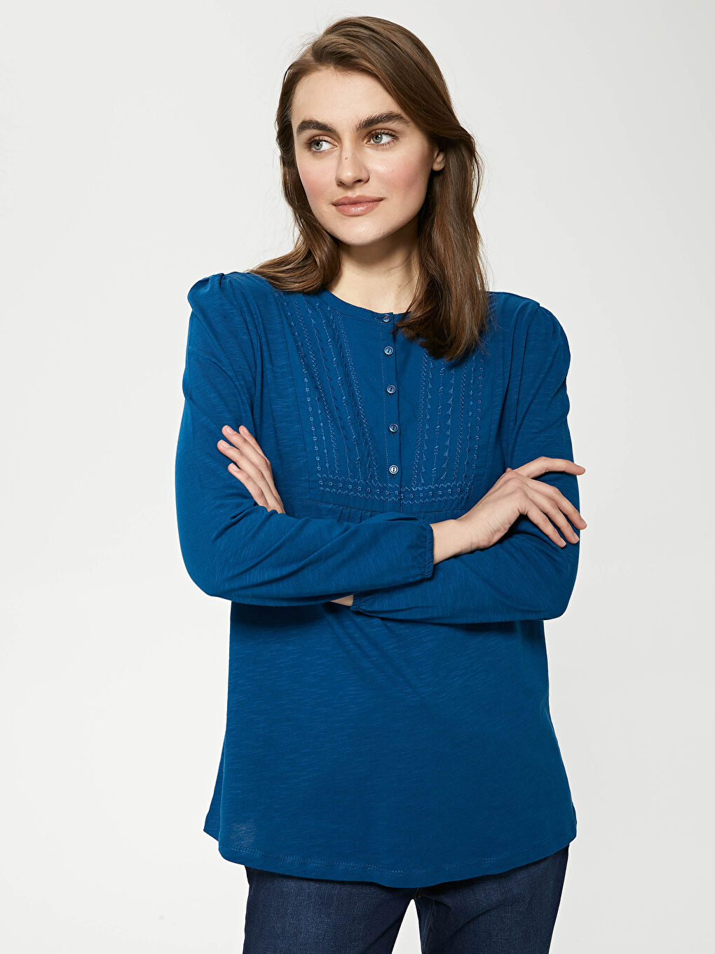 Petrol Bisiklet Yaka Düğme Detaylı Nakışlı Bluz-1
