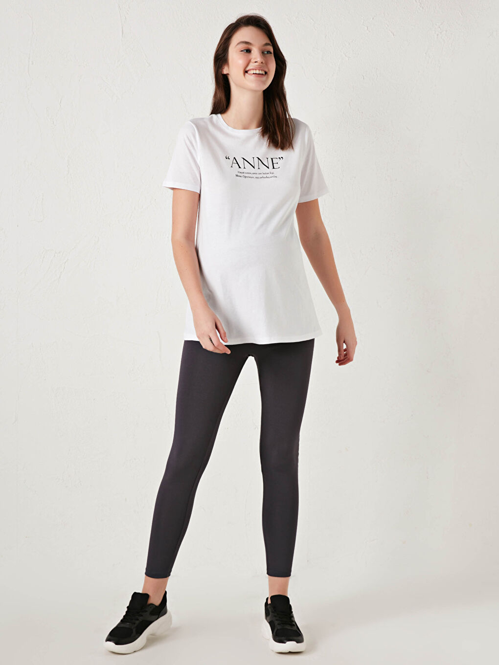 Beyaz Bisiklet Yaka Baskılı Kısa Kollu Pamuklu Hamile Tişört-3