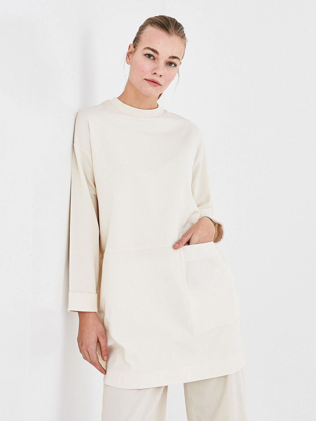 Ekru Bisiklet Yaka Düz Uzun Kollu Kadın Sweatshirt Tunik