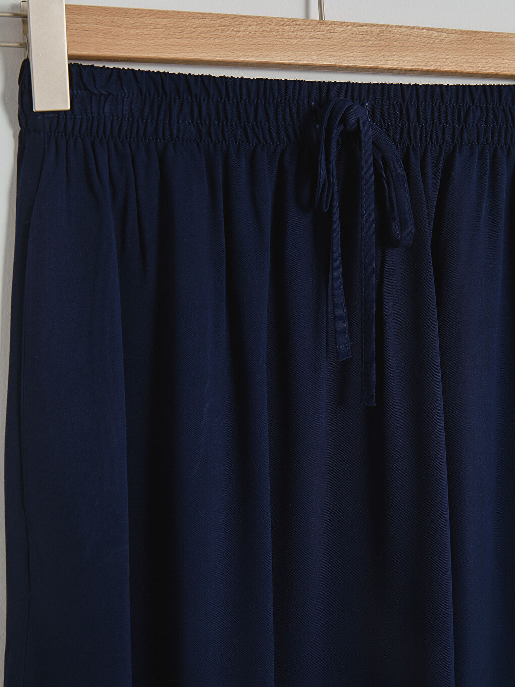 LCW Grace Elastic Waist Viscose Skirt -S1CC06Z8-E1J