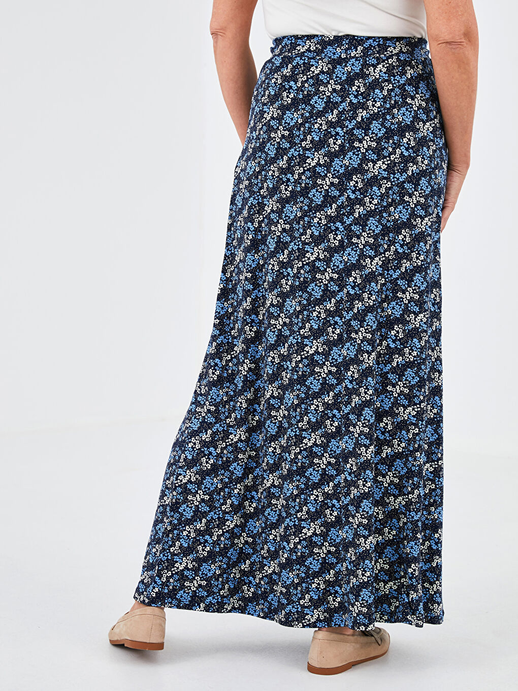 Lacivert Beli Lastikli Desenli Uzun Etek-3