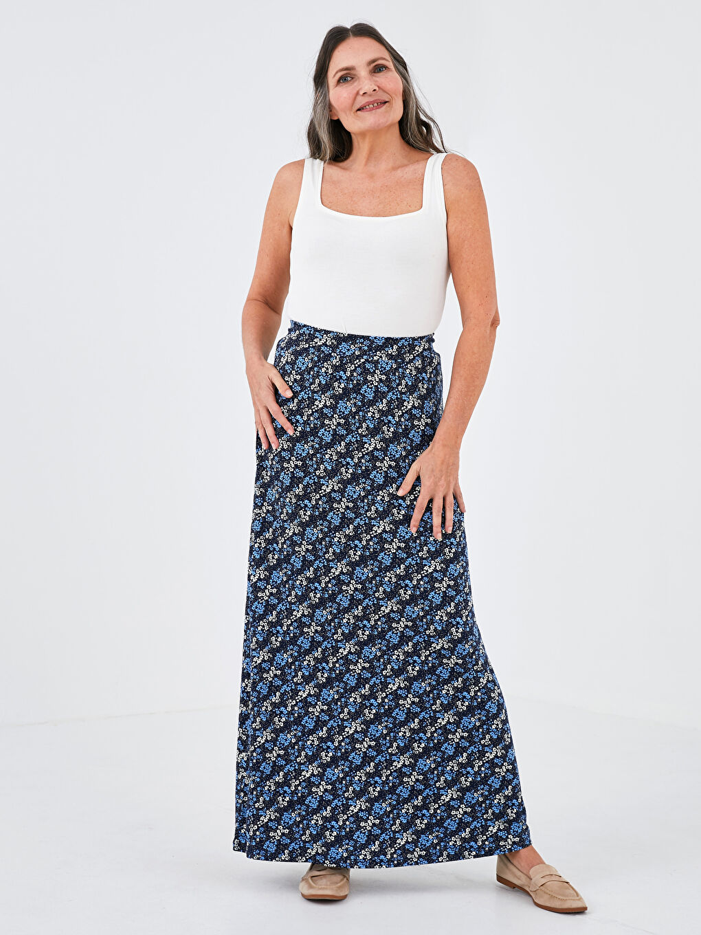 Lacivert Beli Lastikli Desenli Uzun Etek-4