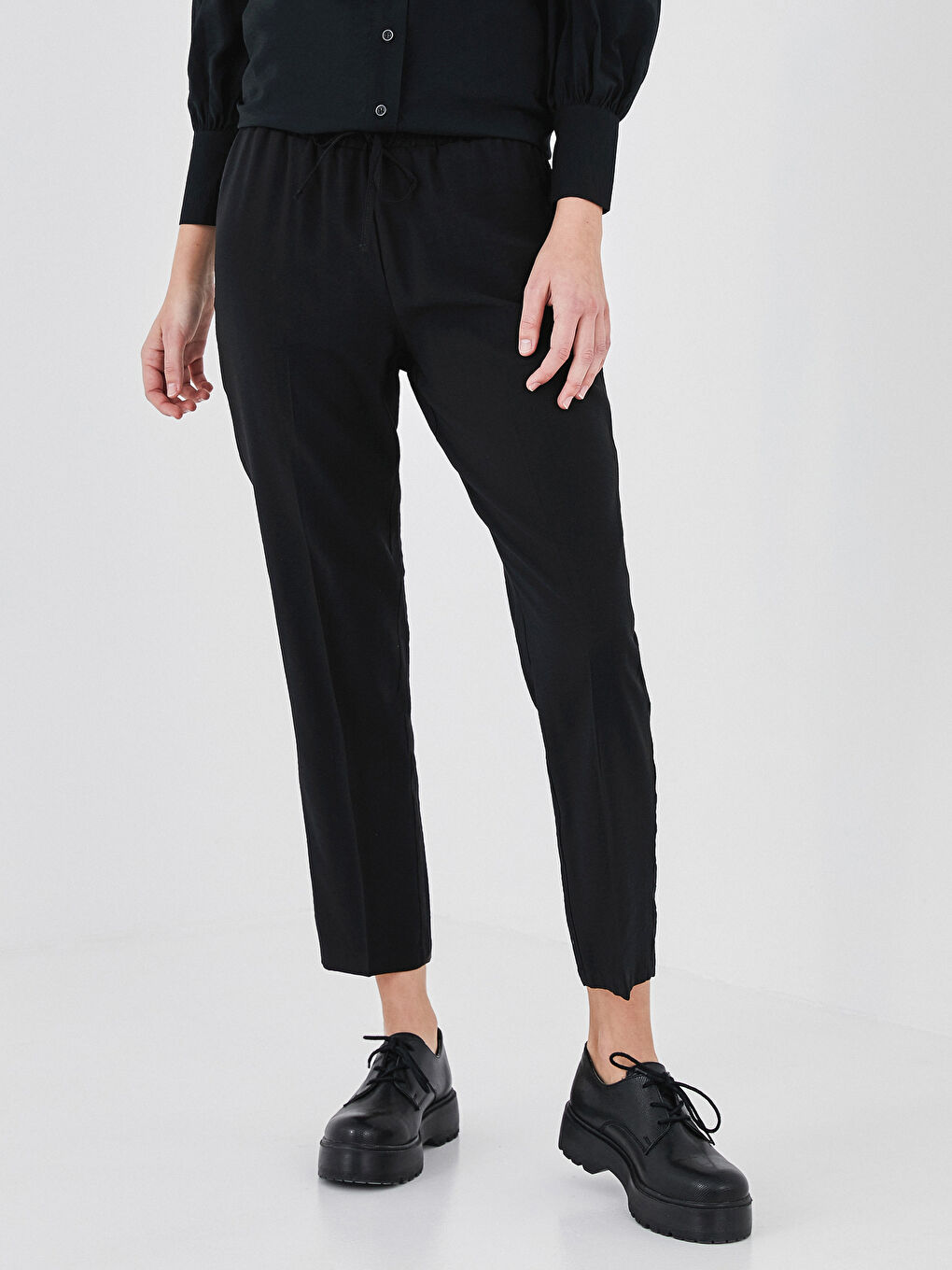 Siyah Beli Lastikli Harem Pantolon-1