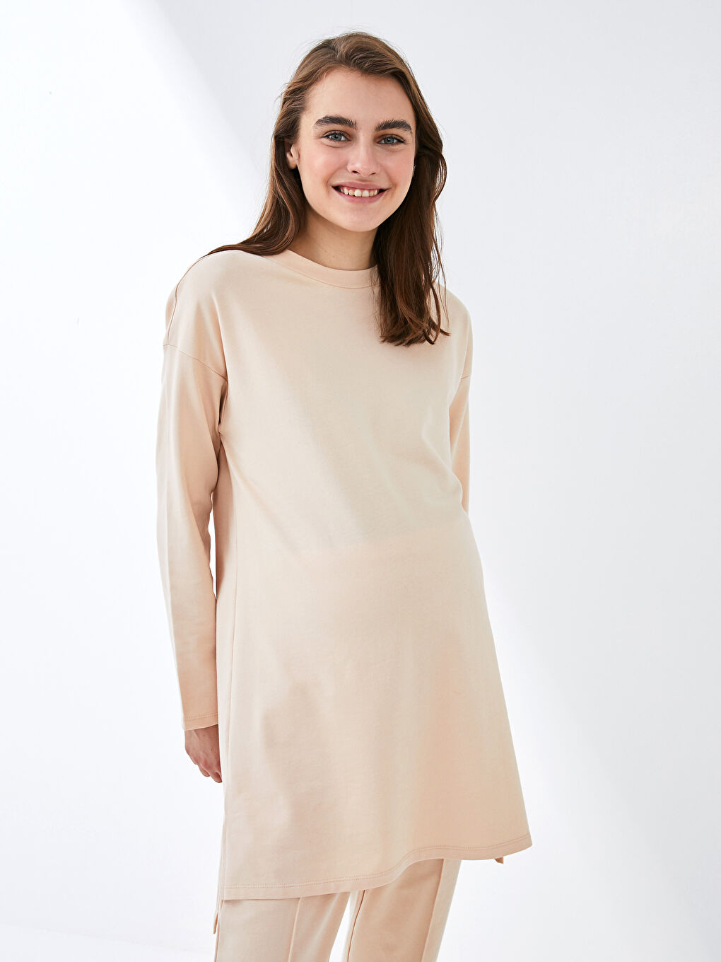 تونيك سترة حمل بكول مدور بسيط