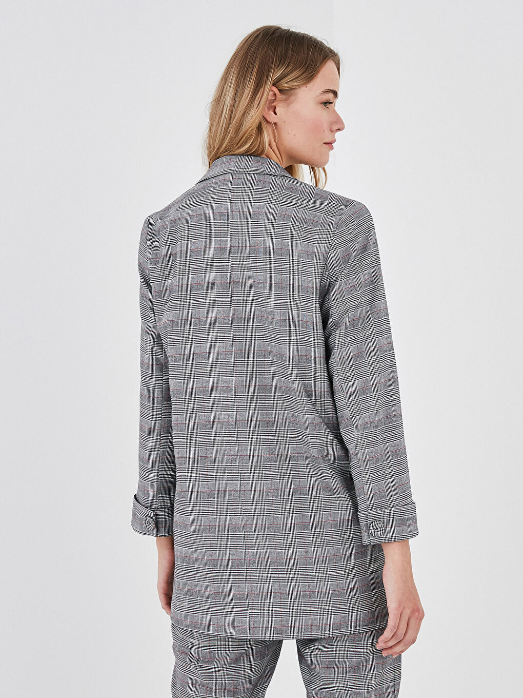 Gri Düğme Detaylı Ekose Blazer Kadın Ceket-5