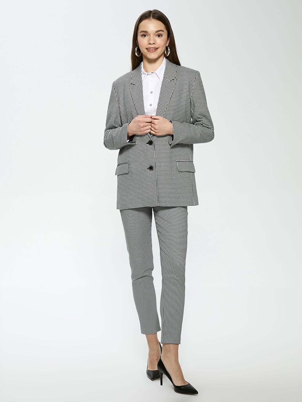 Houndstooth Patterned Button Detailed Jacket-2