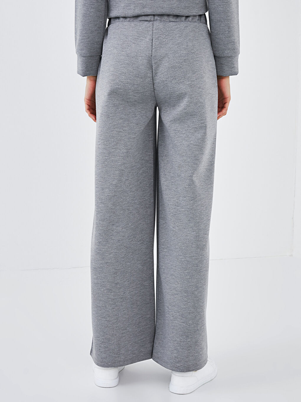 Elasticated Waist Wide Leg Women's Sweatpants-2