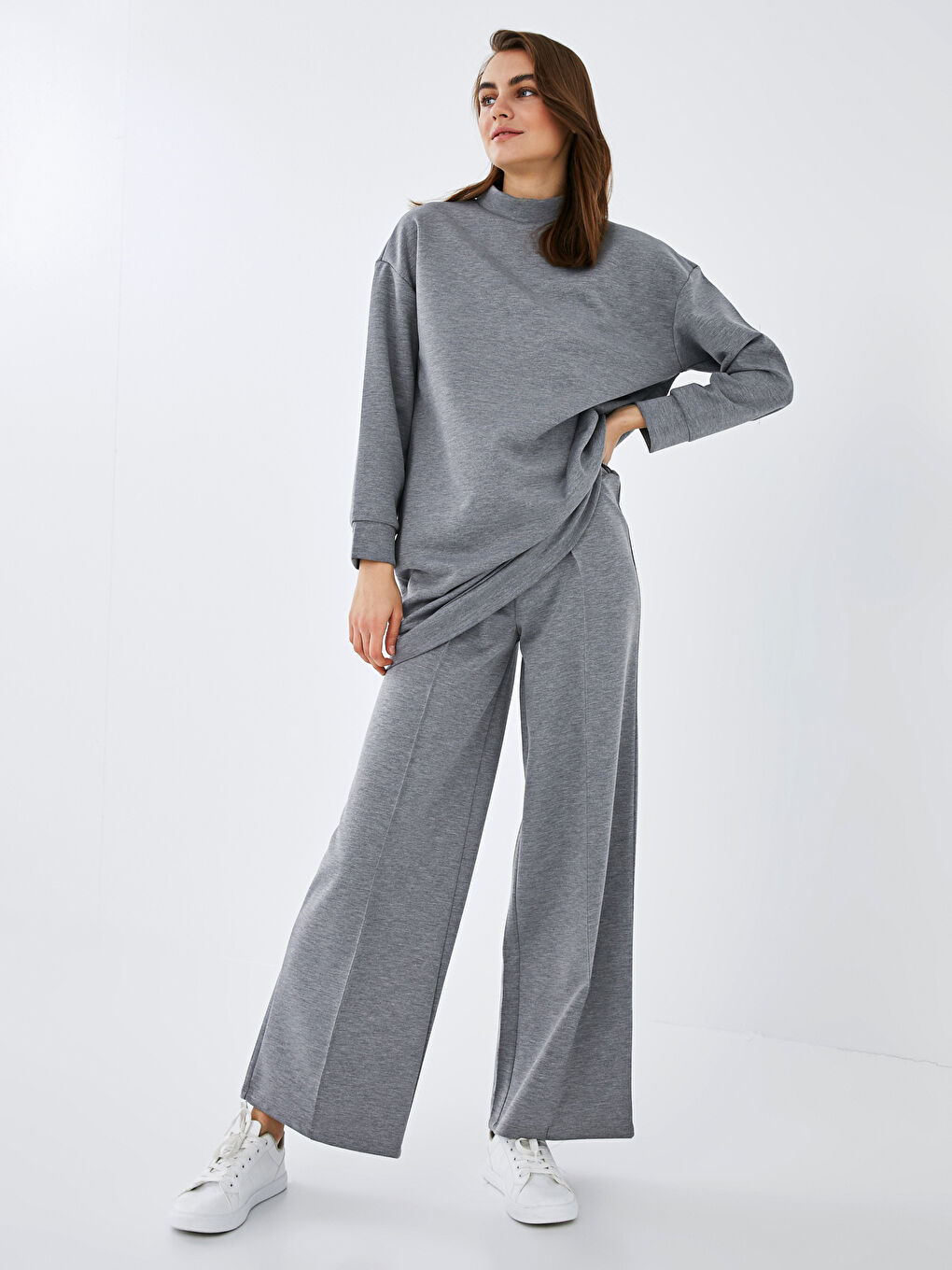 Elasticated Waist Wide Leg Women's Sweatpants-3