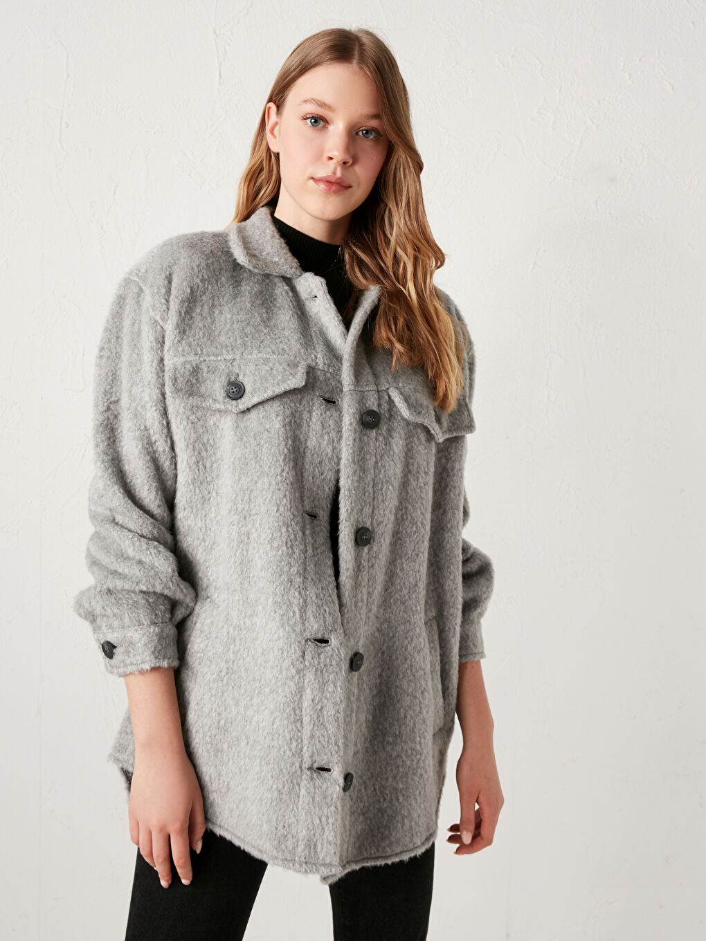 әйелдерге арналған ұзын жең жағалы қалталы пиджак-1