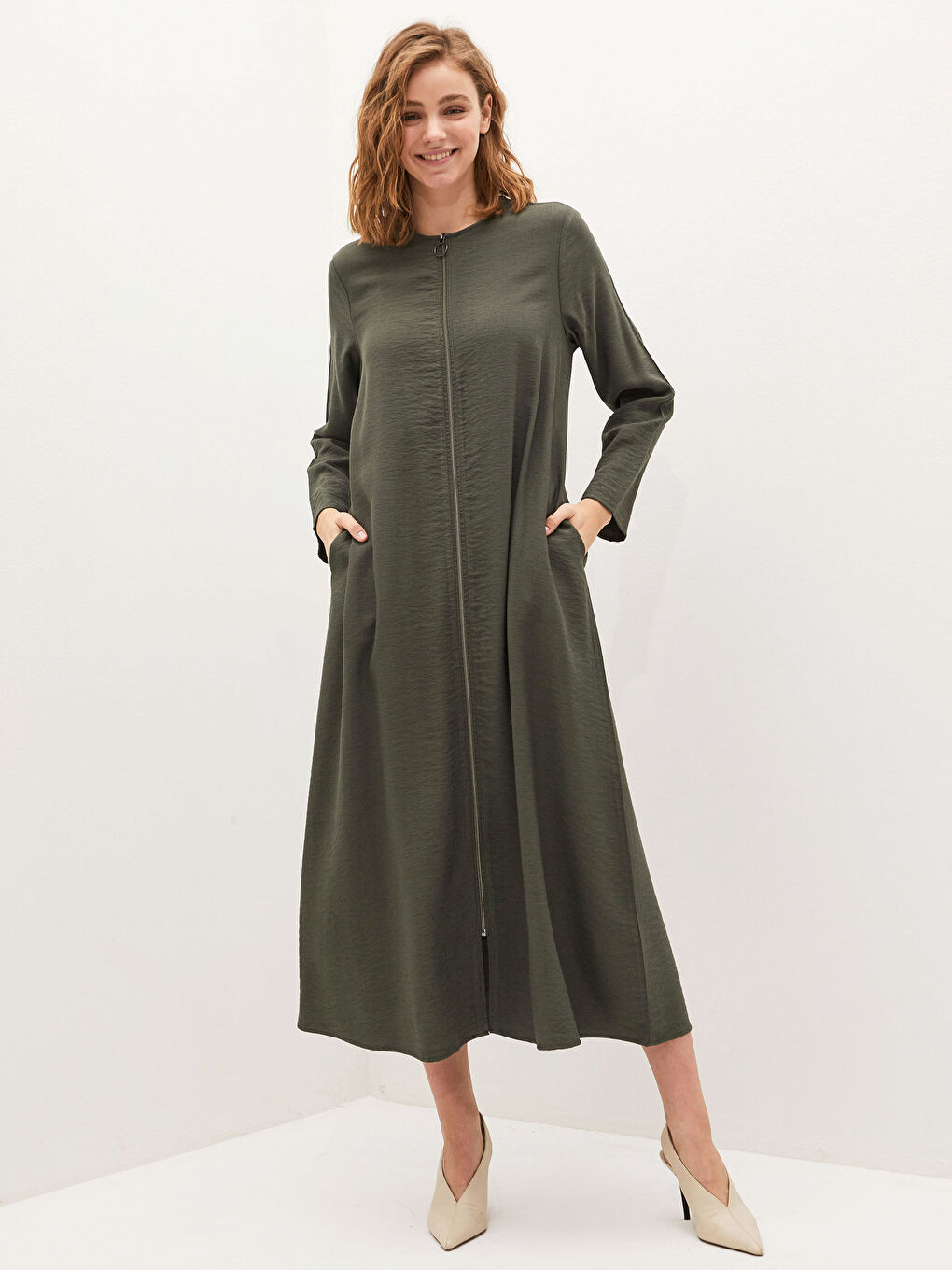 Abaya Longue en Lin avec Fermeture Éclair-4