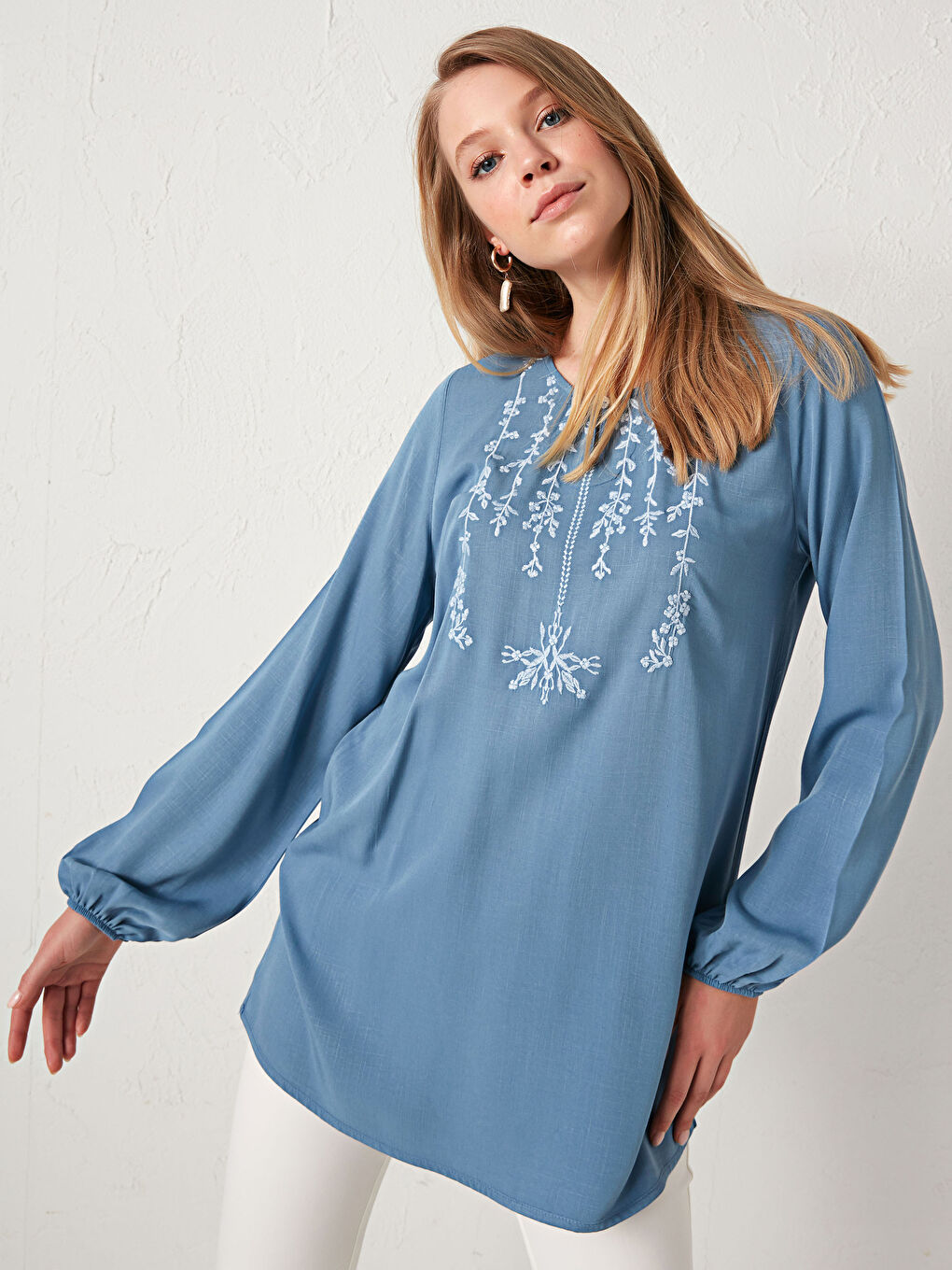 Henley Neckline Embroidery Detailed Viscose Tunic