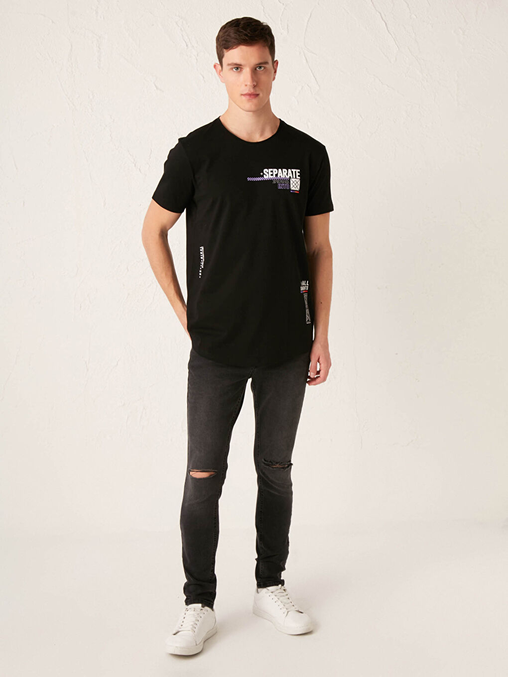 Футболка из чесаного хлопка с круглым вырезом и принтом-2