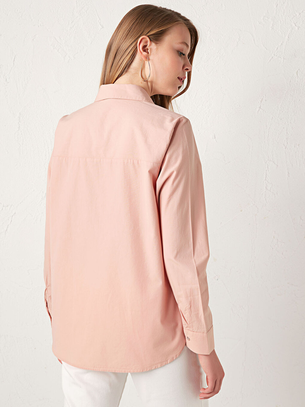 قميص سادة بأزرار مخفية-2