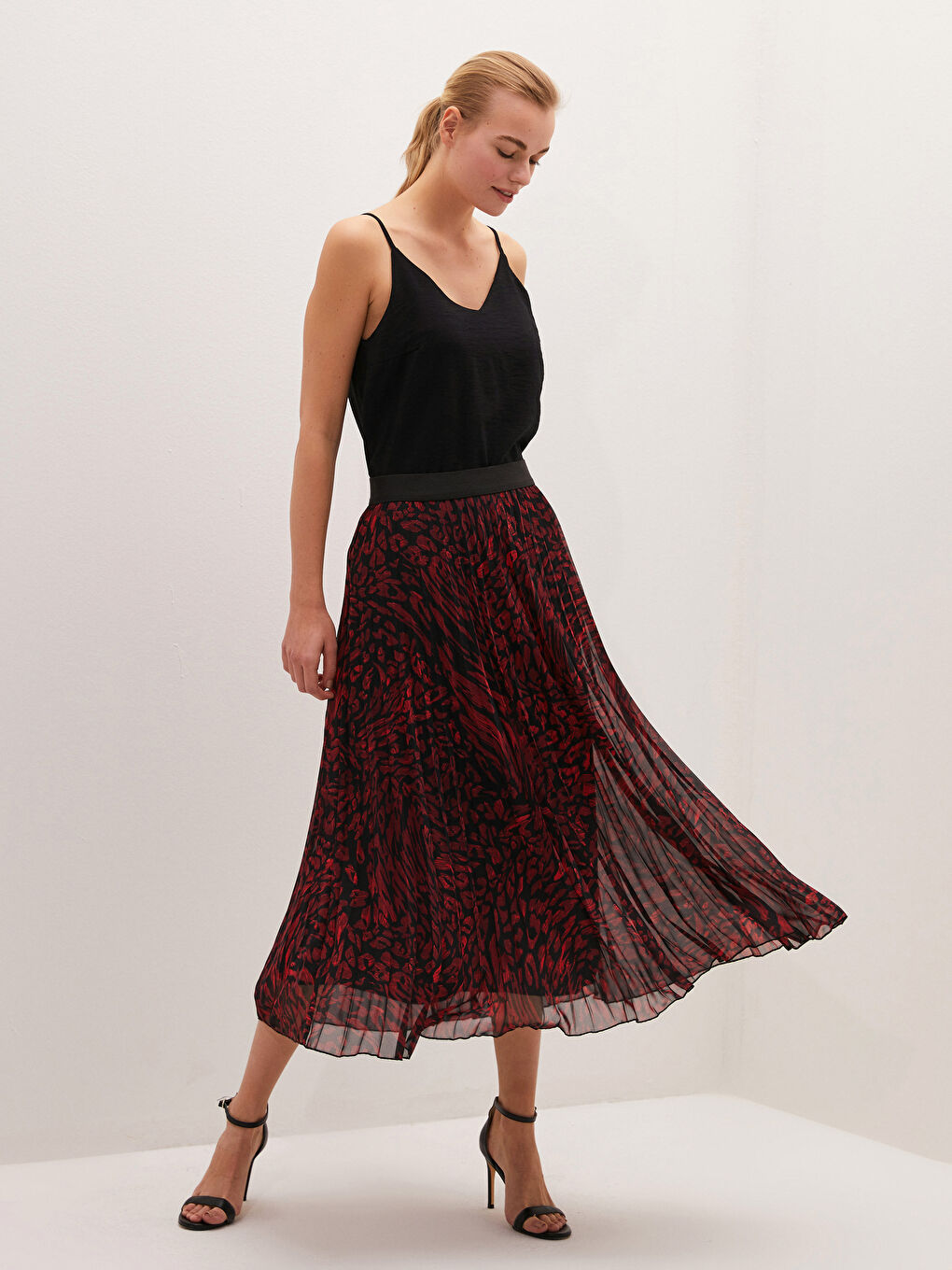 Kırmızı Beli Lastikli Desenli Şifon Kadın Pileli Etek-4