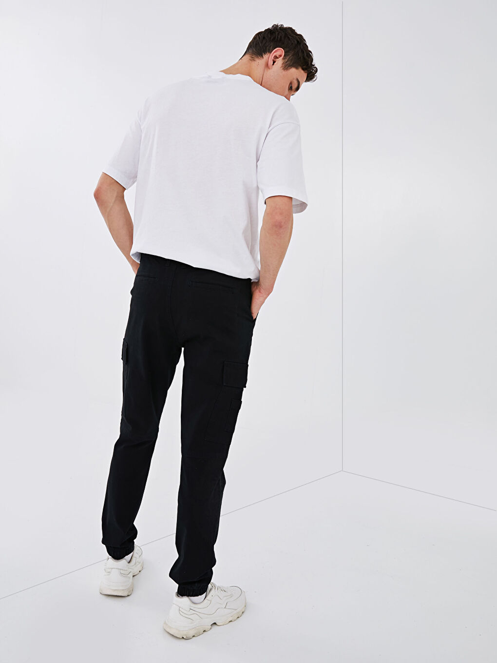 Siyah Dar Kalıp Erkek Jogger Pantolon-10