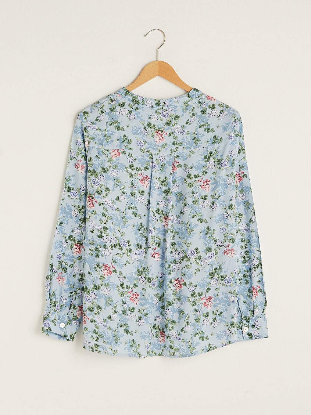 Mavi Kaçık Yaka Çiçek Baskılı Uzun Kollu Poplin Kadın Bluz-7