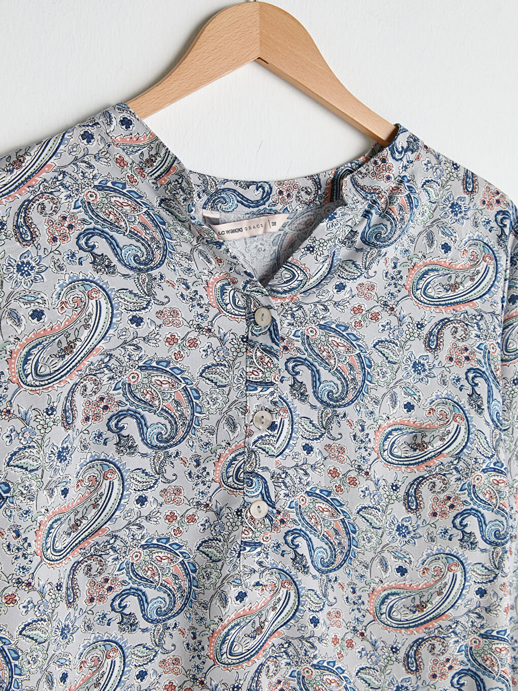 Pembe Kaçık Yaka Baskılı Uzun Kollu Poplin Kadın Bluz-6