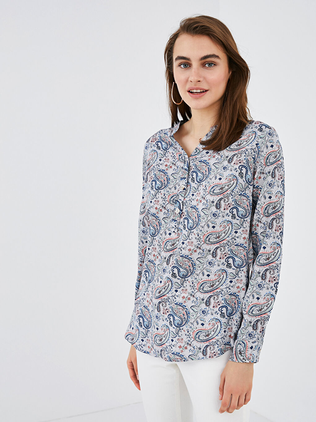 Pembe Kaçık Yaka Baskılı Uzun Kollu Poplin Kadın Bluz-4