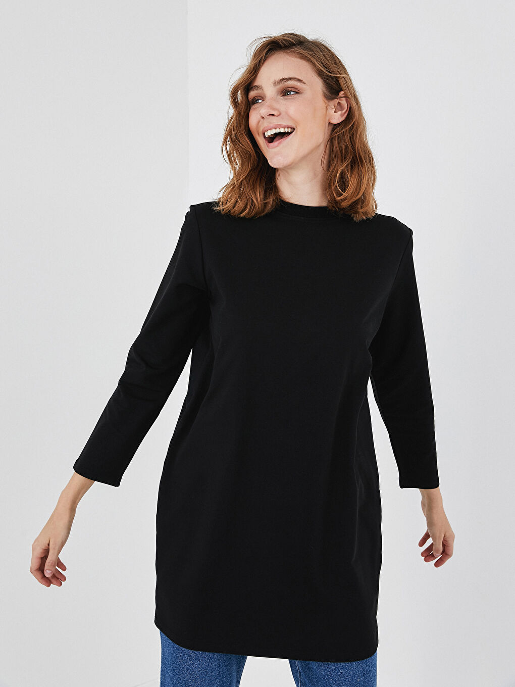 تونيك سويتشيرت سادة بياقة دائرية للسيدات-4