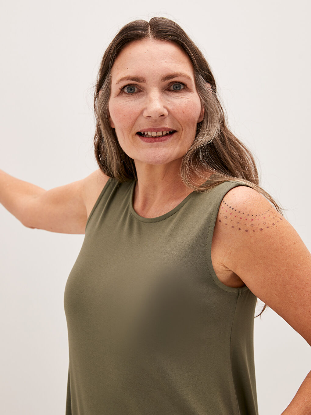 Haki Kadın Bisiklet Yaka Düz Elbise-2