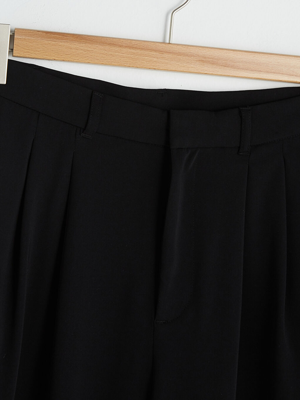 High Waist Pocket Detailed Ankle Length Gabardine Trousers For Women-7