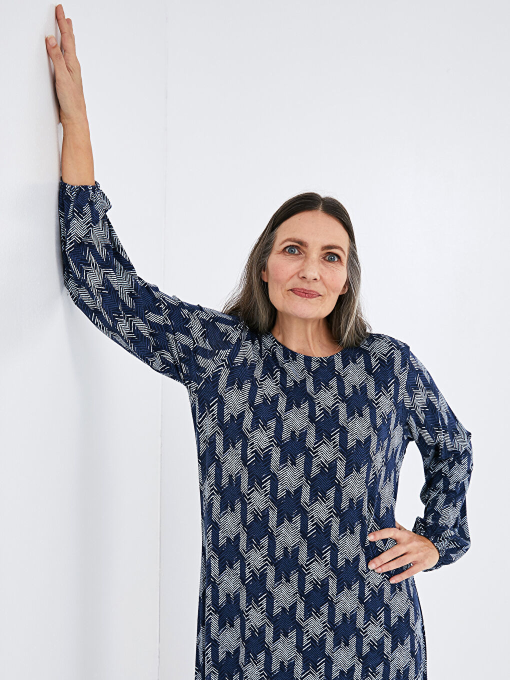 Mavi Bisiklet Yaka Desenli Uzun Kollu Viskon Kadın Elbise-1