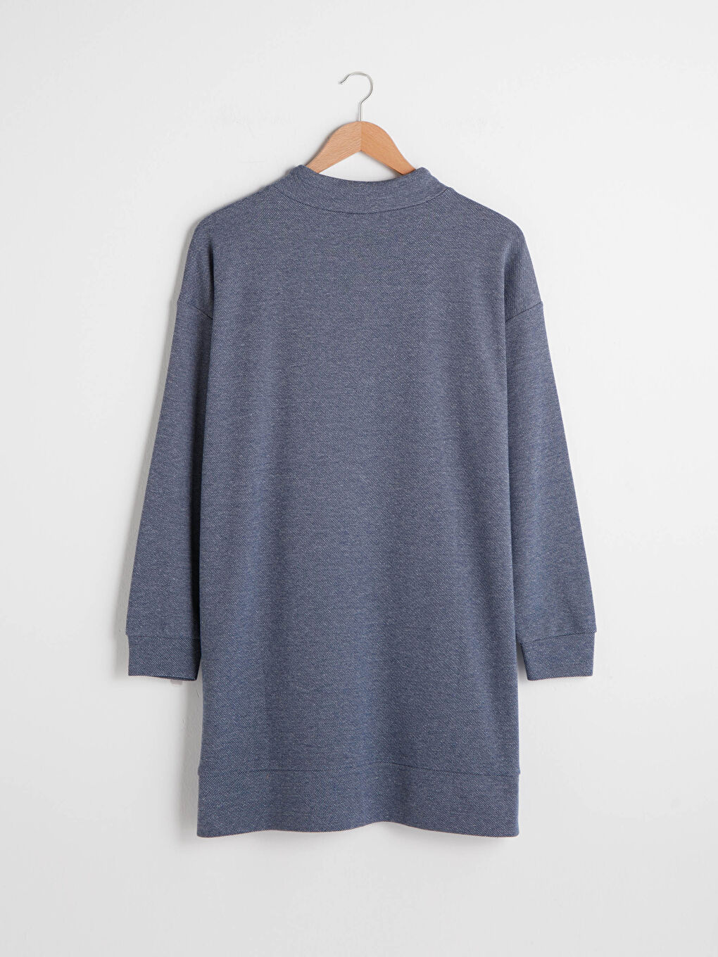 کاردیگانی قۆڵ درێژ بۆ ژنان بە یه‌خه‌ی مل بەرز و داخستنی زنجیر-6