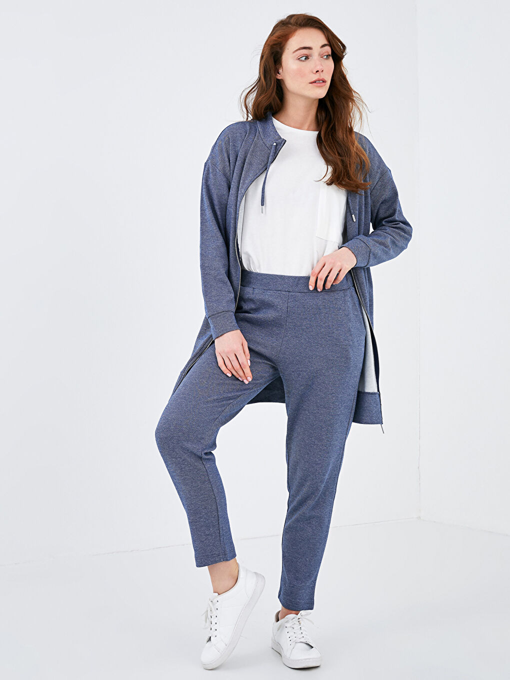 کاردیگانی قۆڵ درێژ بۆ ژنان بە یه‌خه‌ی مل بەرز و داخستنی زنجیر-1