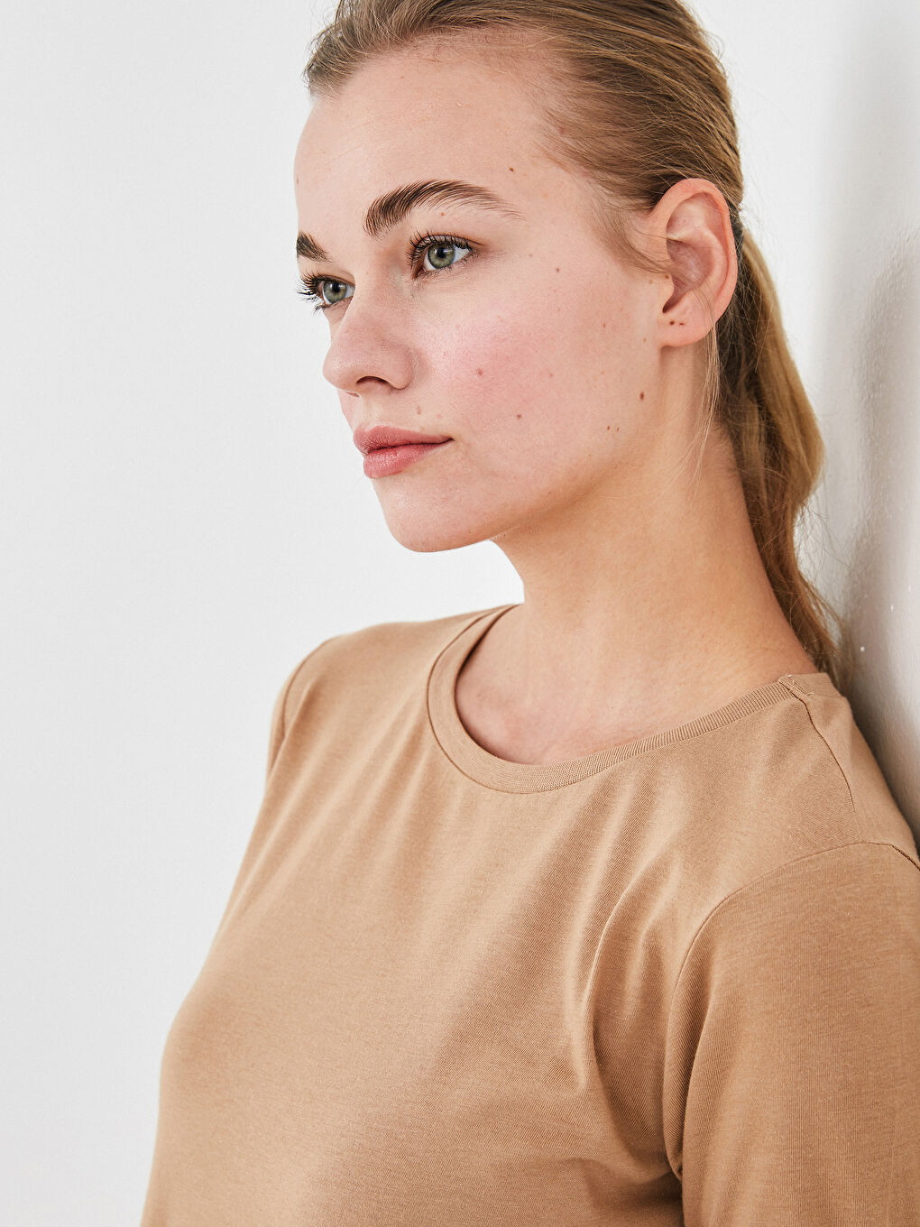 Bej Bisiklet Yaka Fırfır Detaylı Uzun Kollu Kadın Elbise-3