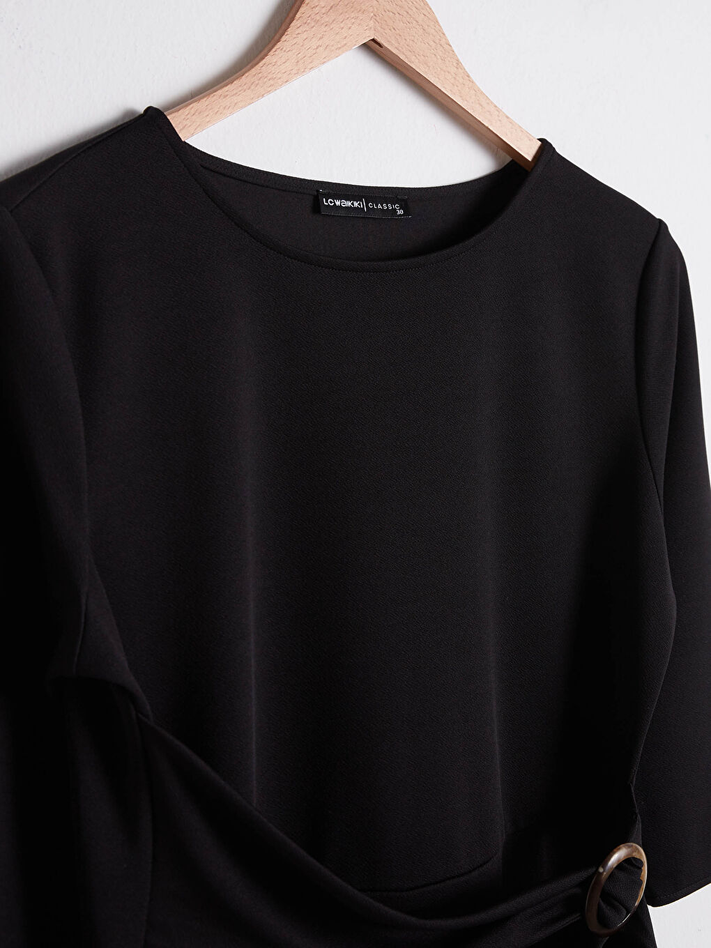 Siyah Kemerli Yırtmaç Detaylı Krep Elbise-8