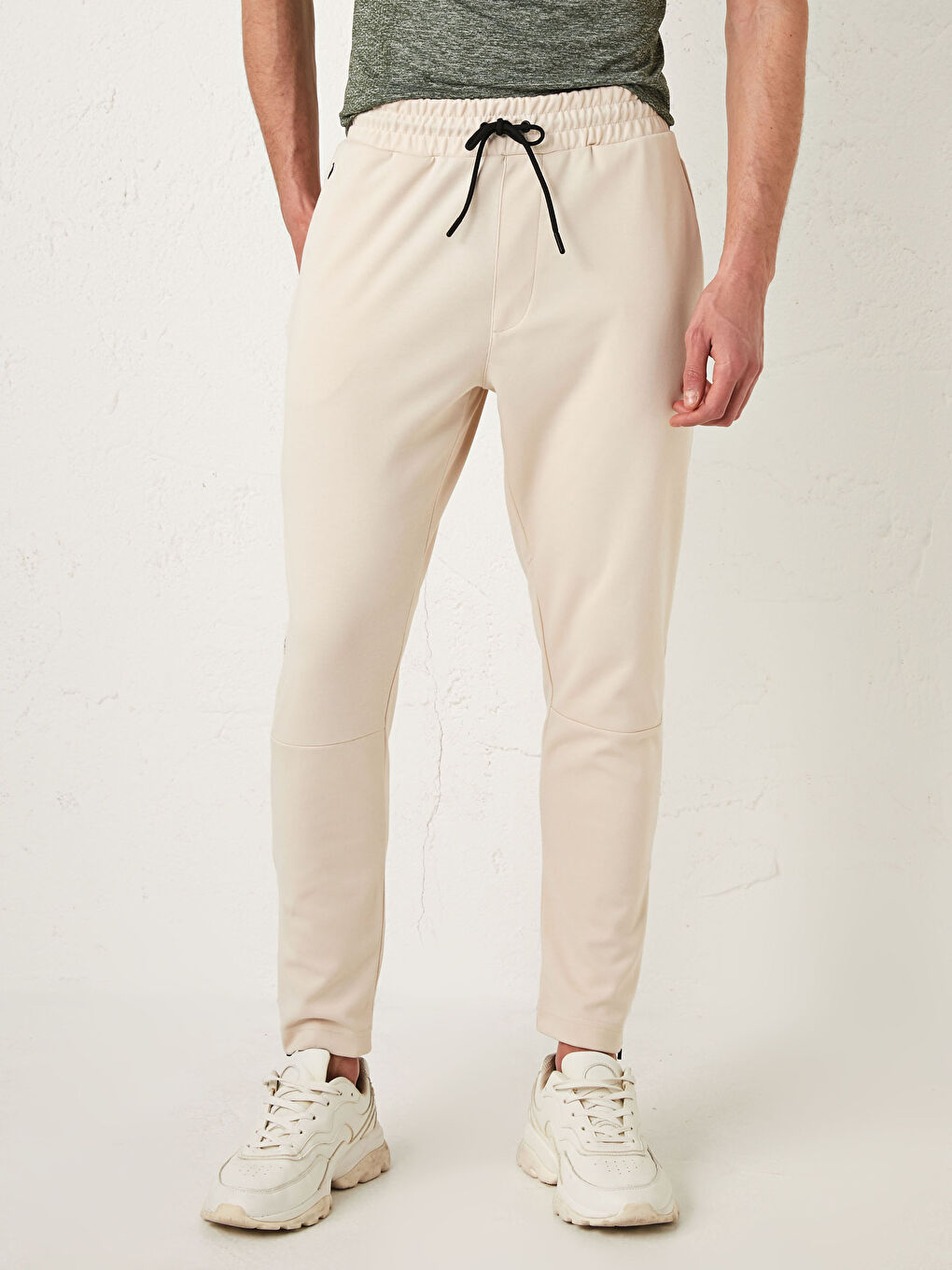 Gri Standart Kalıp Aktif Spor Erkek Eşofman Altı-3