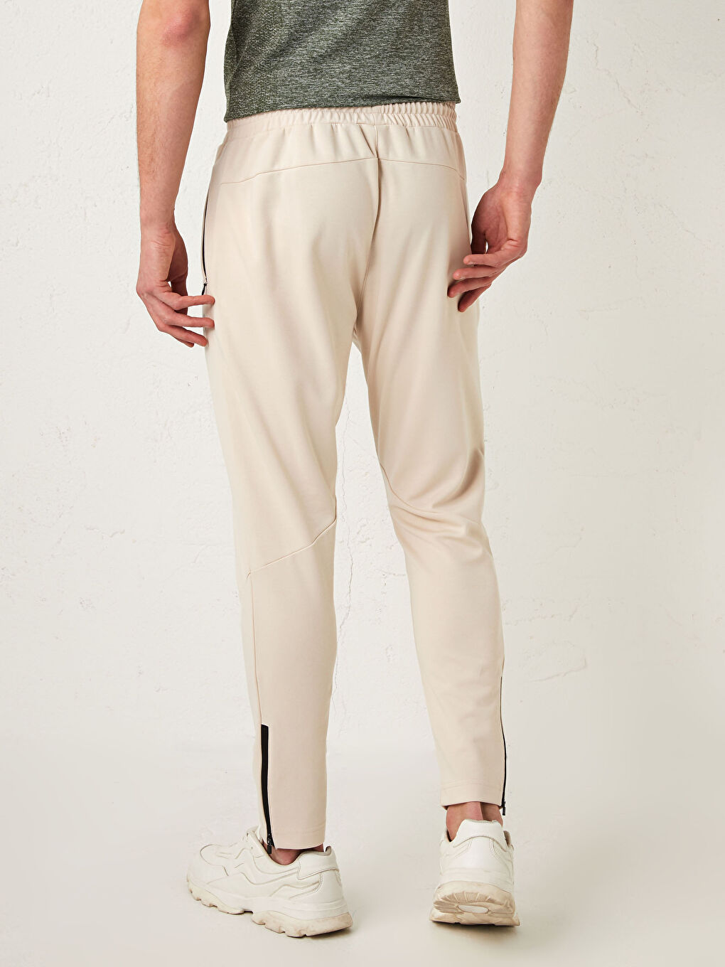 Gri Standart Kalıp Aktif Spor Erkek Eşofman Altı-4