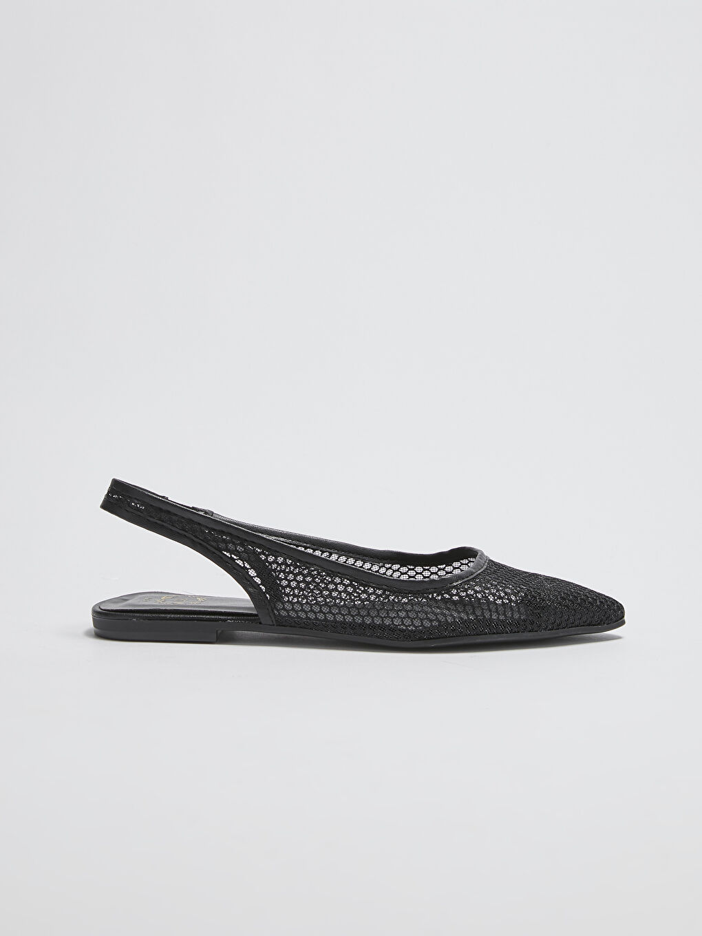 Siyah File Detaylı Sivri Burun Kadın Babet-1