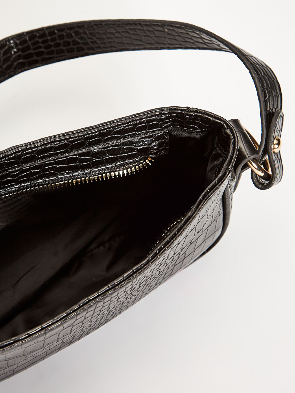 Siyah Kadın Deri Görünümlü Kol Çantası-2