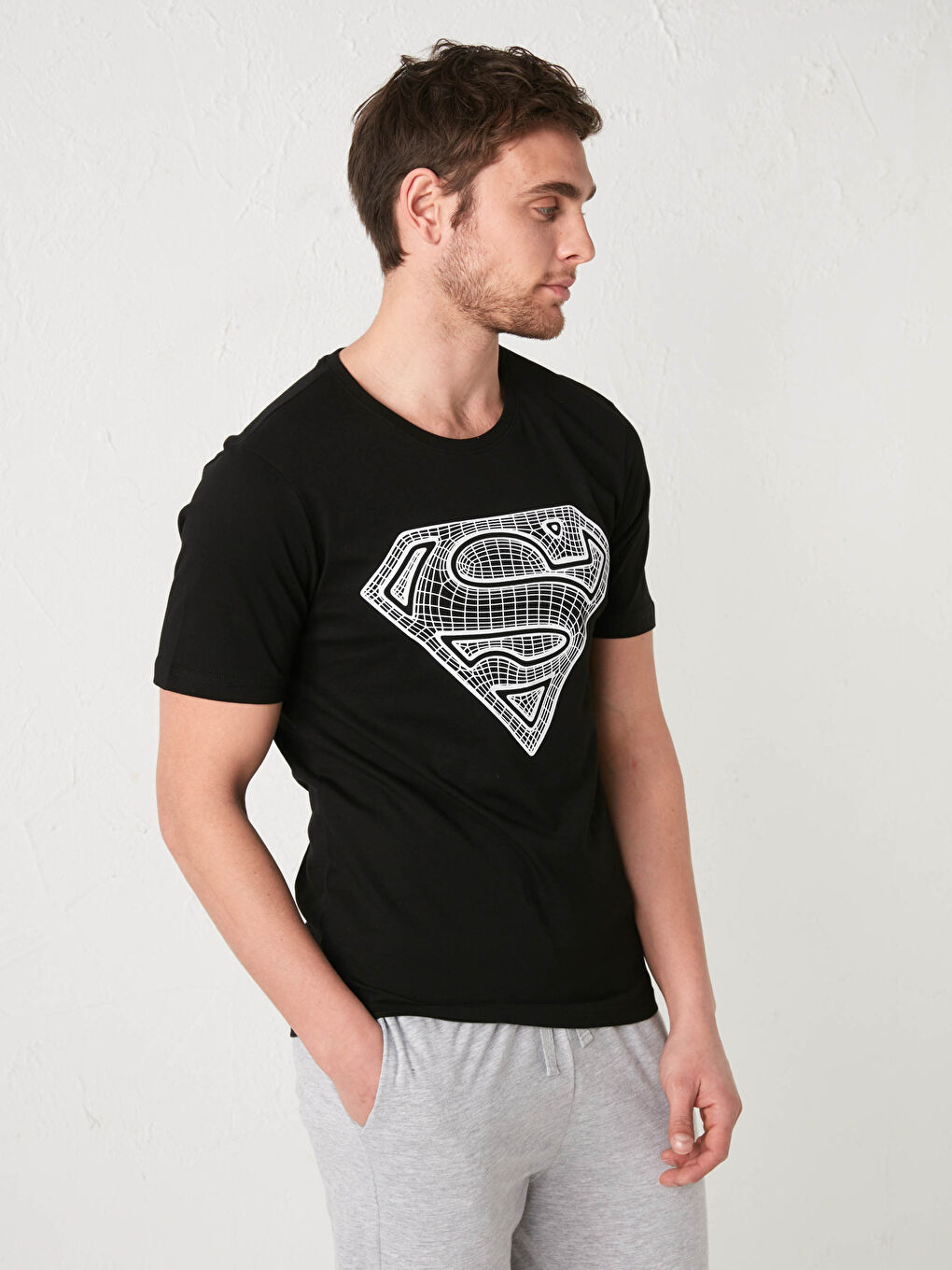 Siyah Dar Kalıp Süperman Baskılı Pijama Takım-1