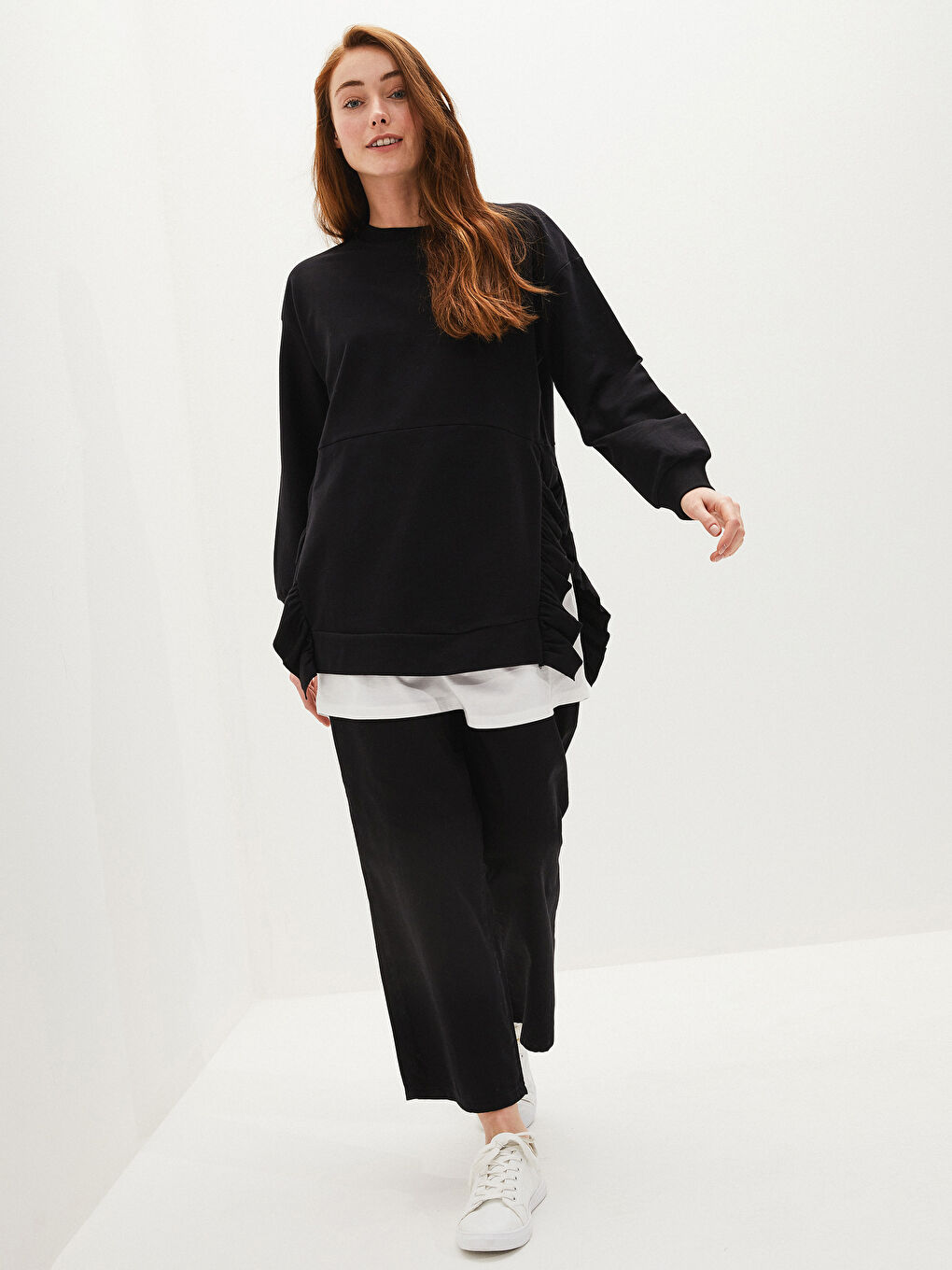 Siyah Regular Fit Geniş Paça Gabardin Kadın Pantolon-1