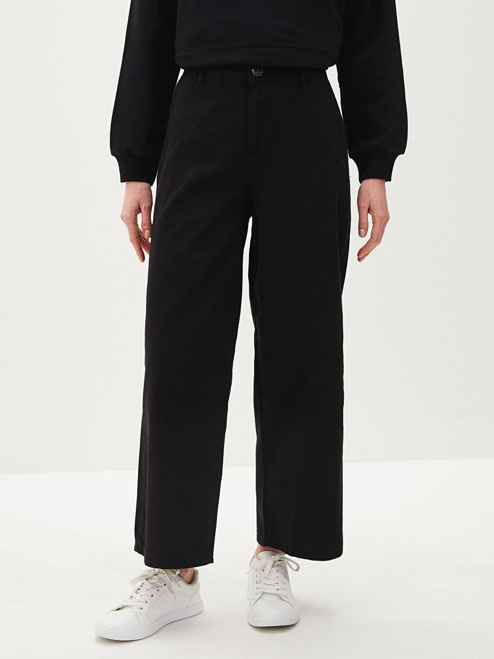 Siyah Regular Fit Geniş Paça Gabardin Kadın Pantolon-3