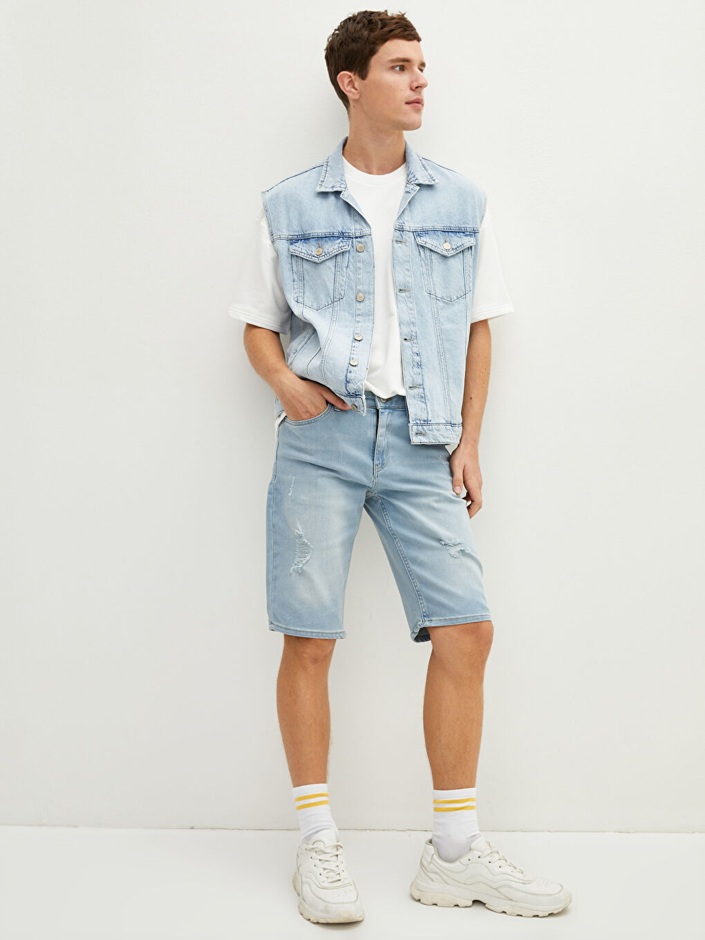 Standard Fit Men's Jean Shorts -S1CK05Z8-311