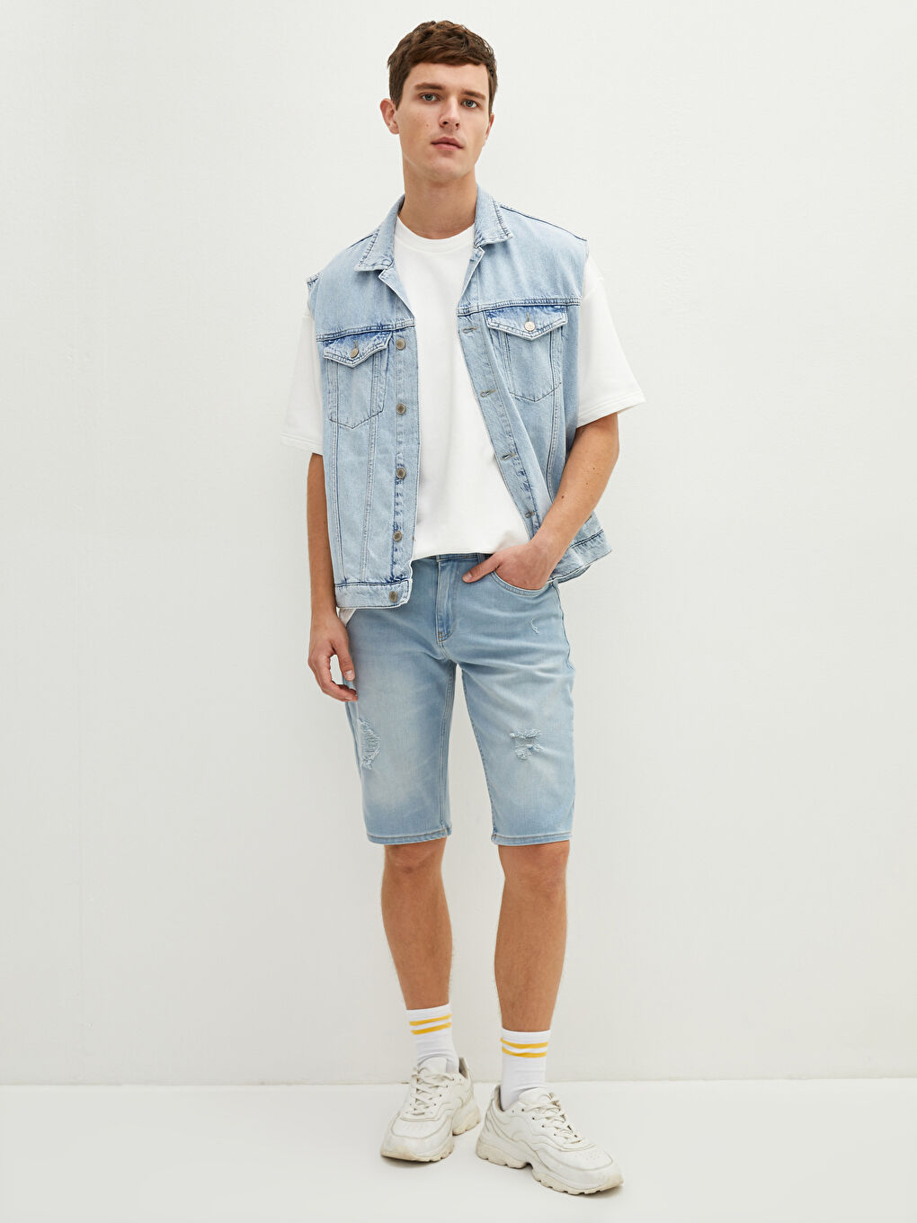 Standard Fit Men's Jean Shorts -S1CK05Z8-311