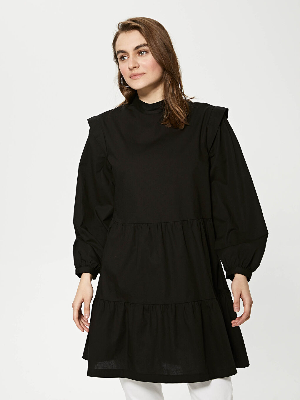 Tunică pentru Femei cu Guler de Judecător și Mânecă Lungă din Poplin-1