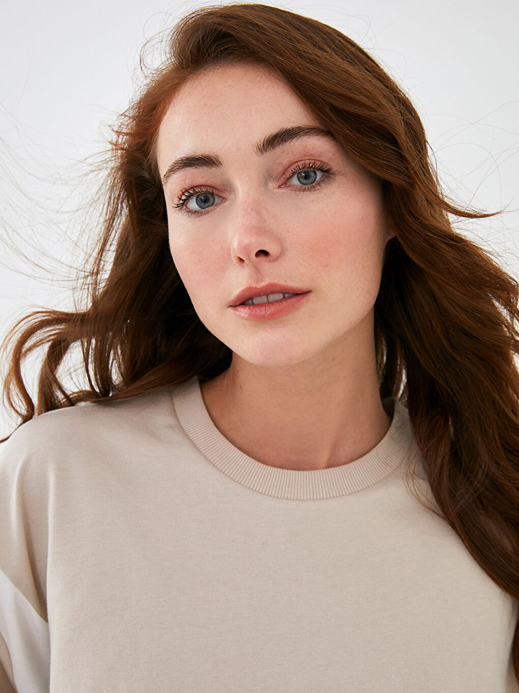 Crew Neck Long Sleeve Women's Sweatshirt Tunic with Color Block-3