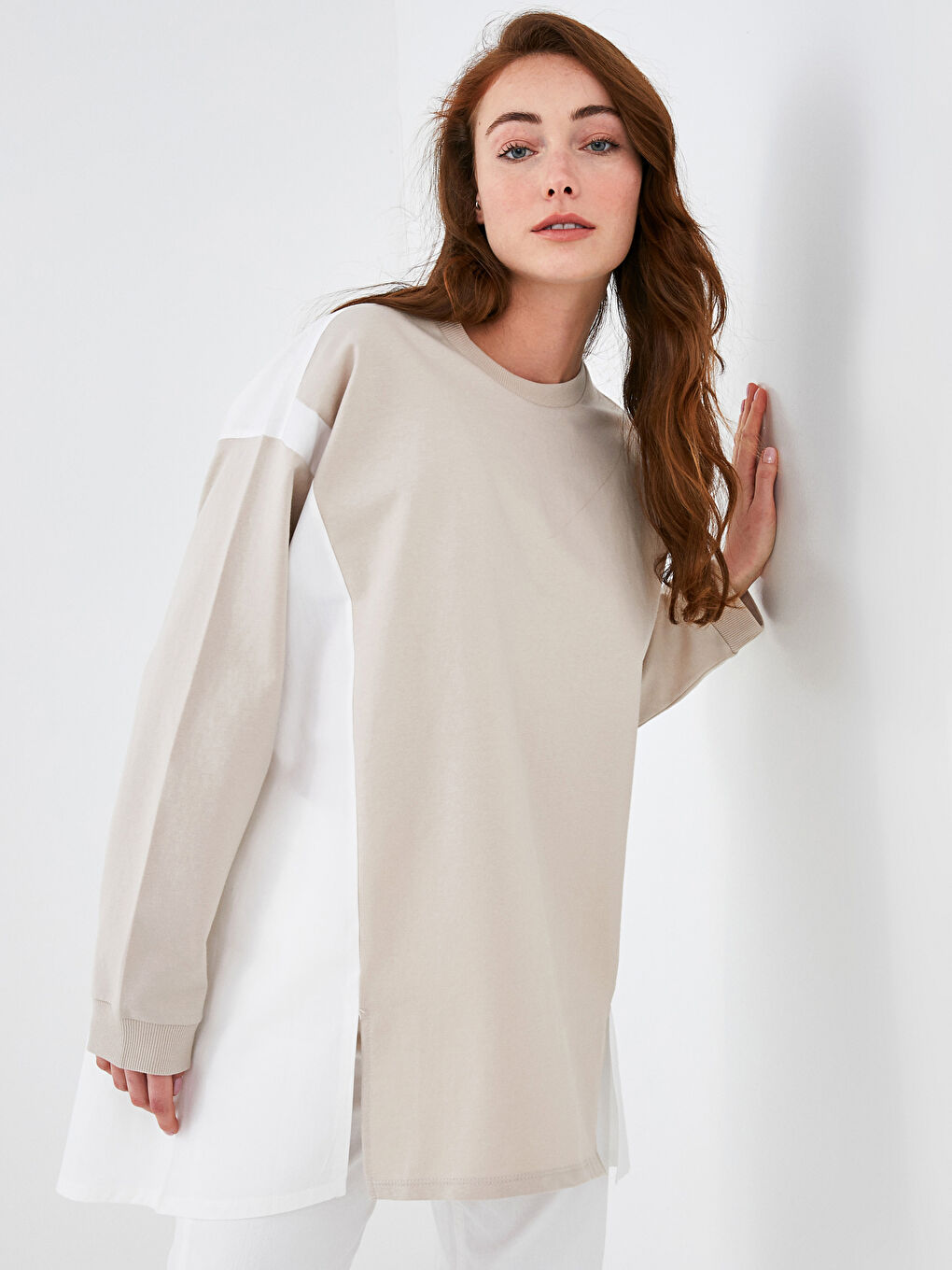 Crew Neck Long Sleeve Women's Sweatshirt Tunic with Color Block-1